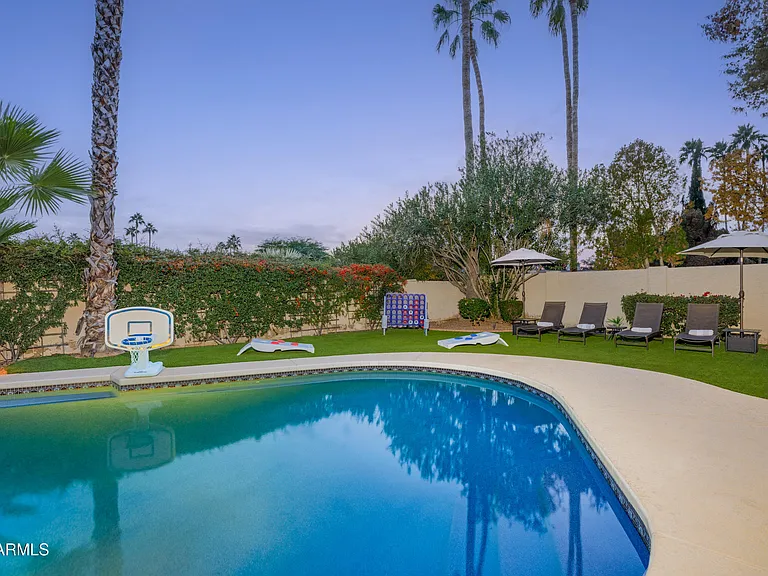 6709 E Sandra Ter — Photo 10