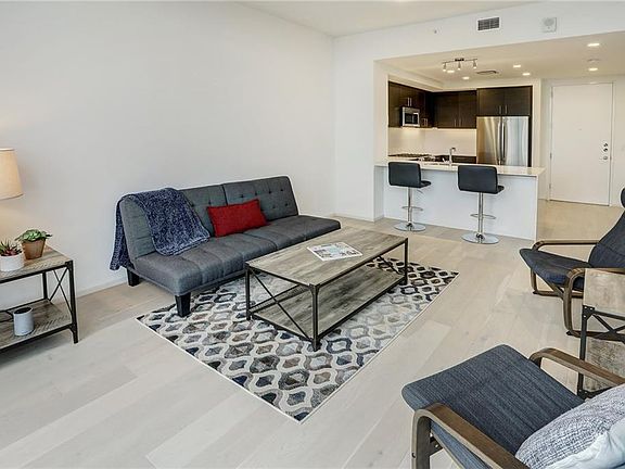 5th image of 301 West Ave APT 3102
