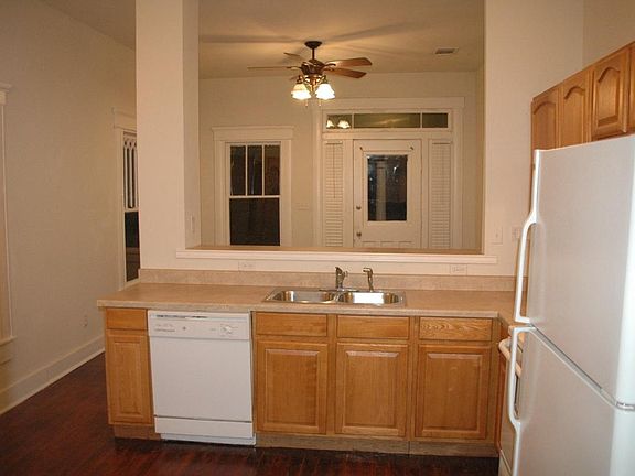 4th image of 1617 S Henderson St