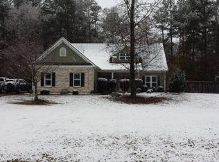 732 Larry Ln, Winder, GA 30680