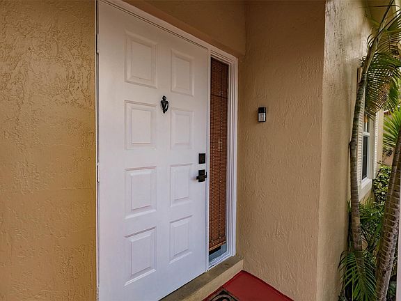 4th image of 1313 NW 125th Terrace