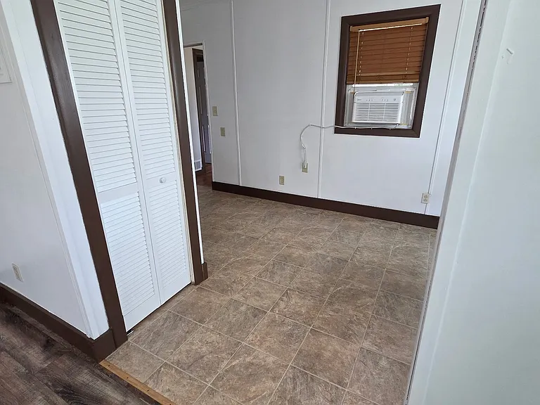 2329 Eugene St — Photo 12