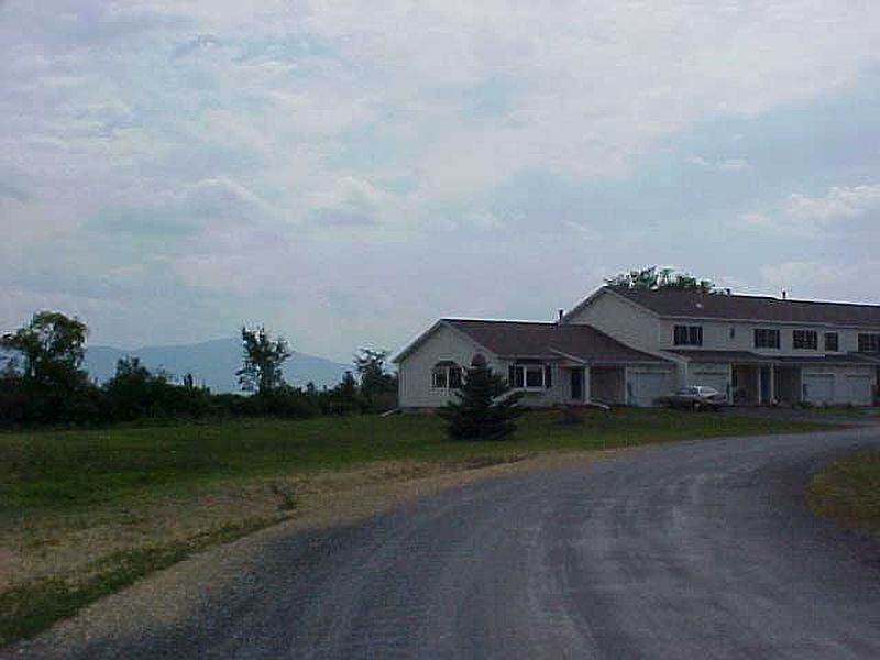 2nd image of 113 SKY VIEW Drive