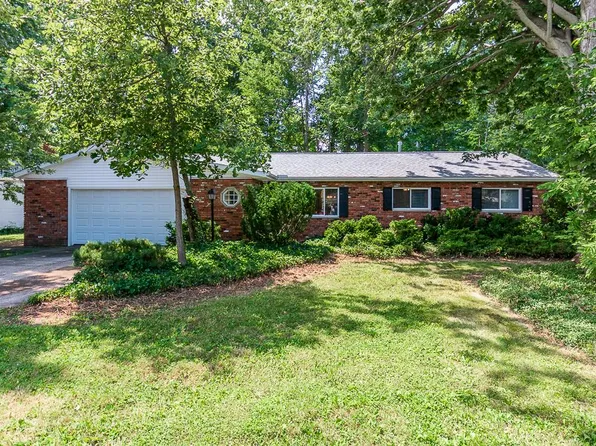 7040 E Jefferson Dr, Mentor, OH 44060