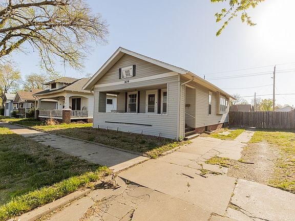2nd image of 909 S 5th St