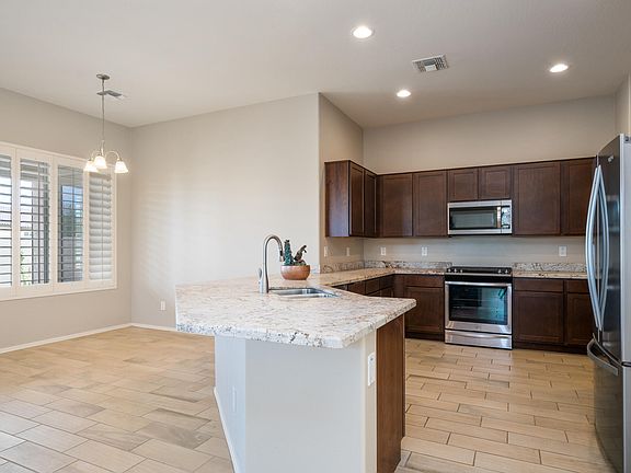 2nd image of 18094 W Redwood Ln