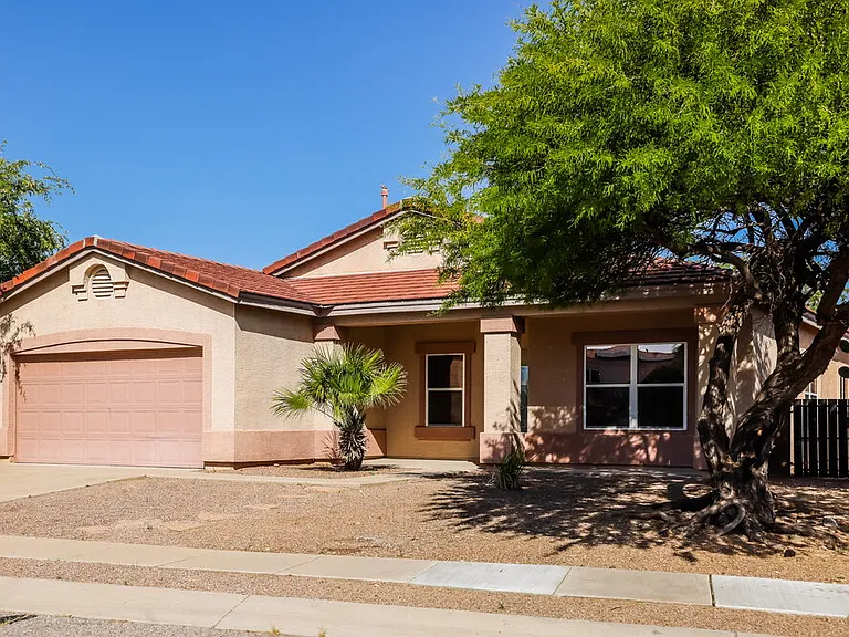 10833 S Camino San Clemente — Photo 3