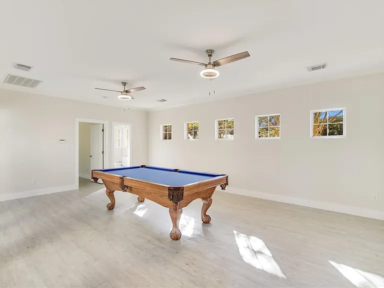 207 Tellus St — Photo 12