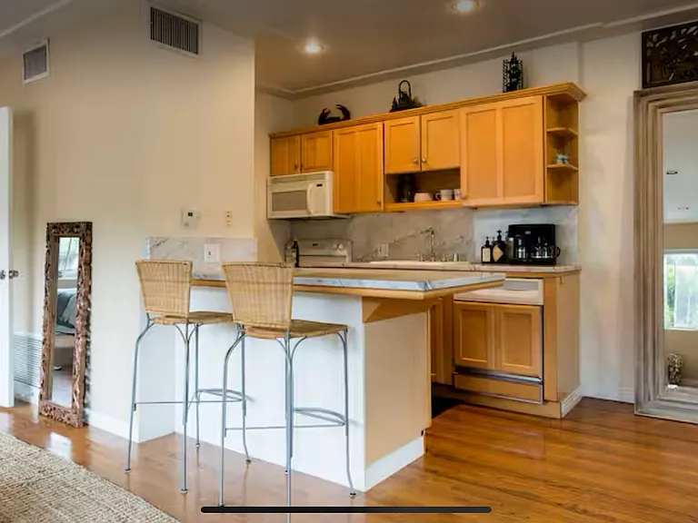 2069 Paramount Dr #1/2 — Photo 5