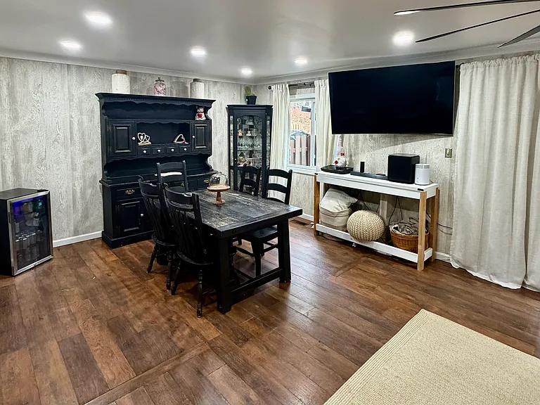 2690 Seville Cir — Photo 8
