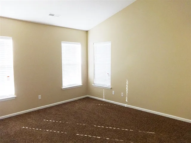 3282 Middleburry Ln — Photo 8