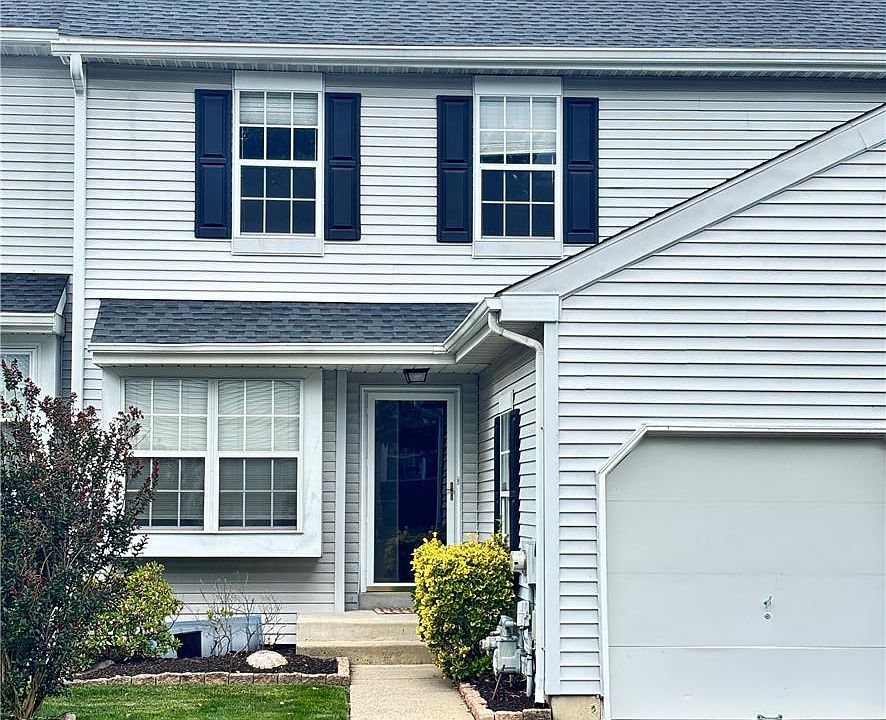 1st image of 2427 Linksman Ln