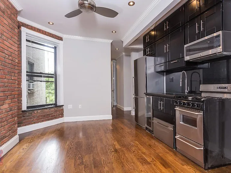 3 W 103rd St #3RW — Photo 2