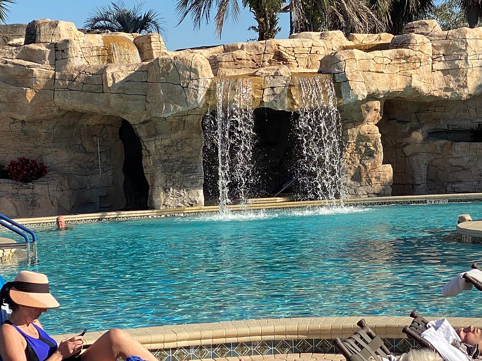 This is the most popular pool in all of the Villages