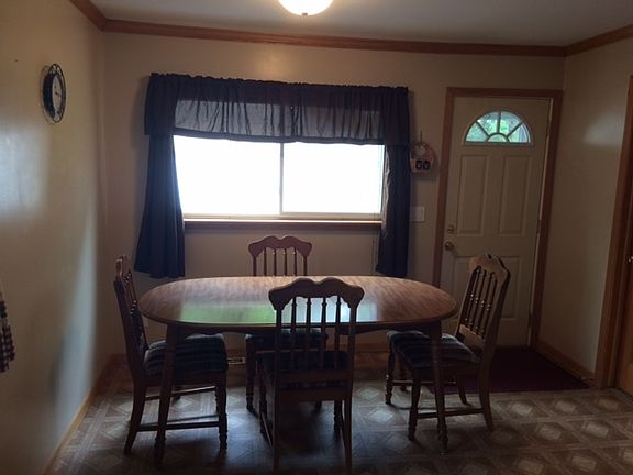 3rd image of 1713 Log Cabin Ave