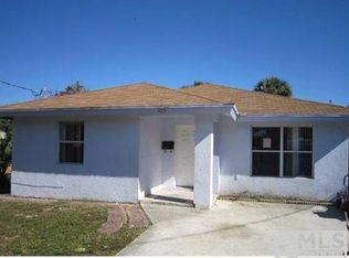 919 Camellia Rd, West Palm Beach, FL 33405