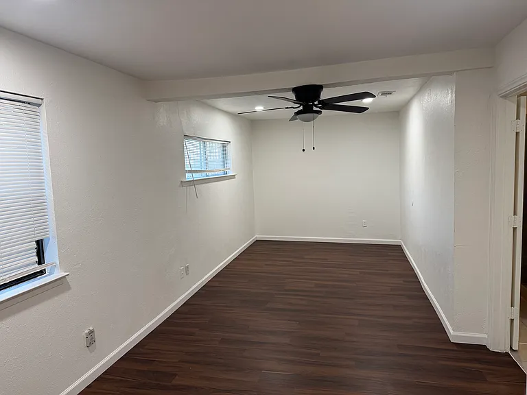 3508 Silverhill Dr — Photo 12