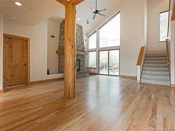 3rd image of 3428 Cedar Dr
