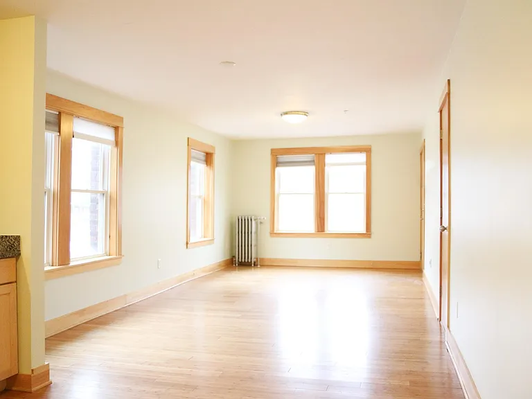 274 Park Ave #4 — Photo 13