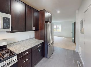 185 Lake Shore Rd APT 2, Brighton, MA 02135