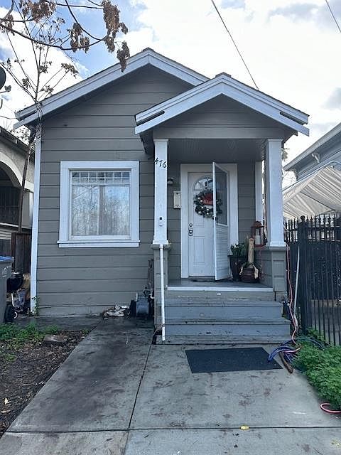 1st image of 476 E Saint John St