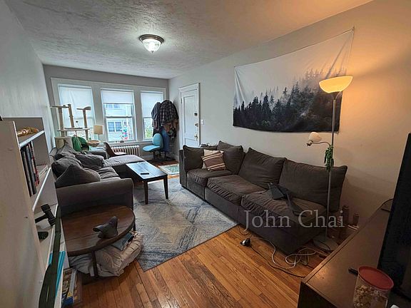2nd image of 33 Lourdes Ave APT 3