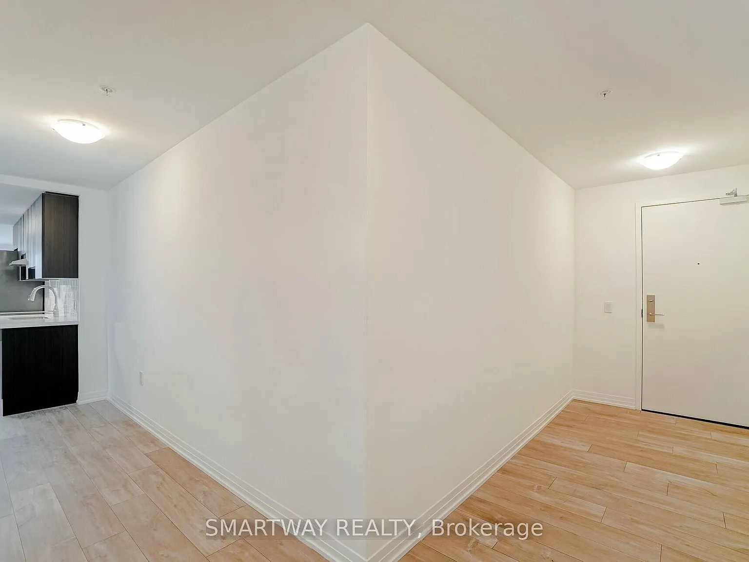 2 bed, $3,000 — Photo 2