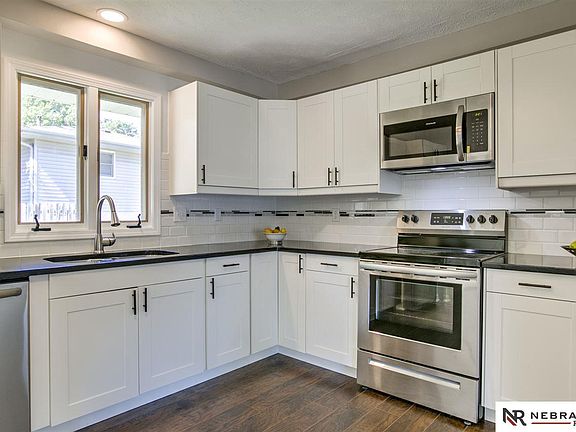 4th image of 5412 S 105th St
