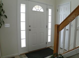 8611 Jacaranda Dr, Dimondale, MI 48821