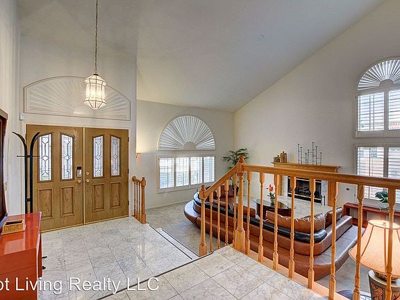 4th image of 3369 Shallow Pond Dr