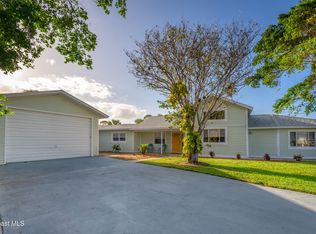 905 Trinidad Rd, Cocoa Beach, FL 32931