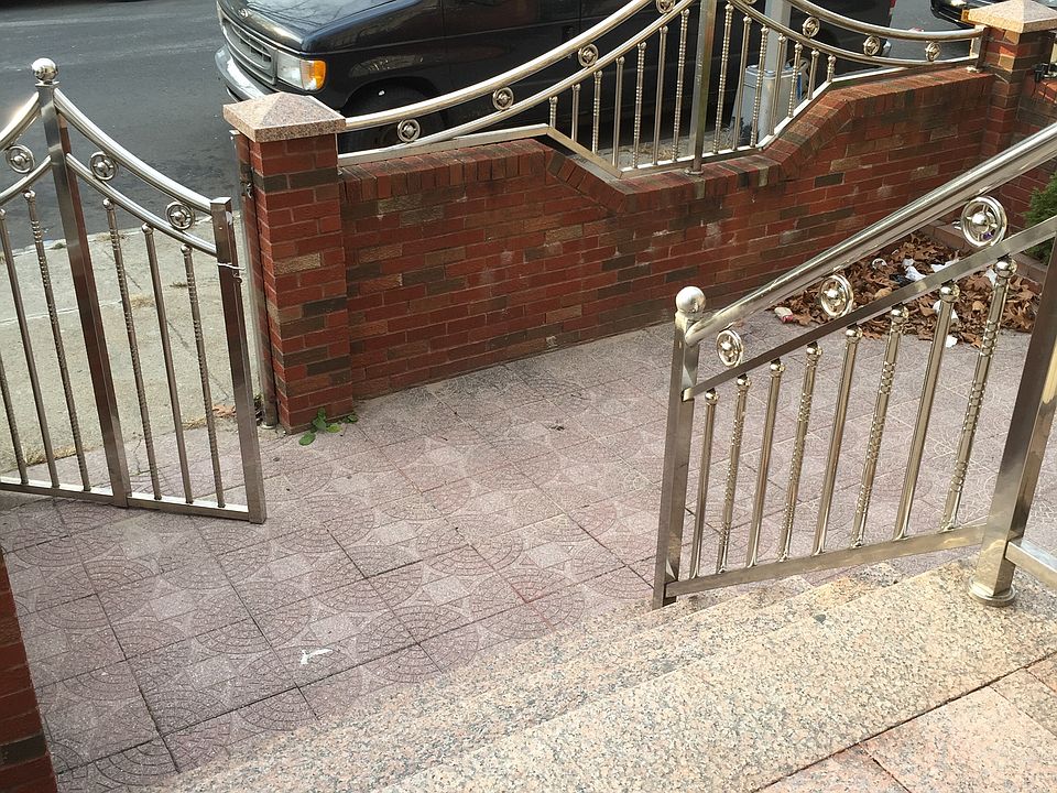 1st image of 323. E 28th