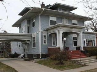 3302 Woolworth Ave, Omaha, NE 68105