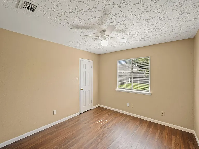 3714 Embarcadero Dr — Photo 10