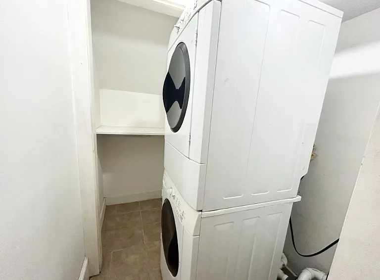 1568 Tremont St #1A — Photo 1