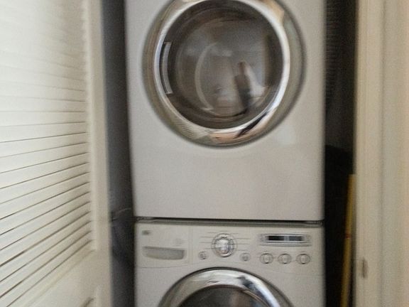 5th image of 640 W 4th St Unit 414
