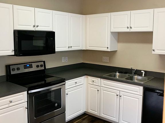5th image of 1402 Teton Cir