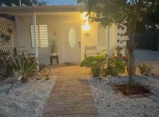 1790 NW 94th St, Miami, FL 33147