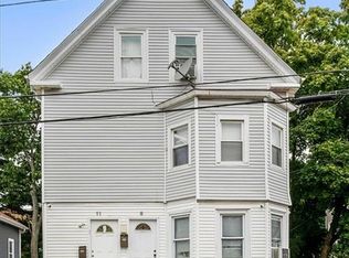 9 Thackery St, Providence, RI 02907
