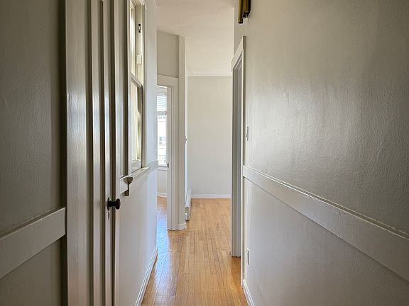 2nd image of 1485 Vallejo St #11