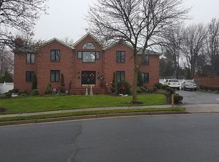 3 Vallata Pl, Edison, NJ 08820