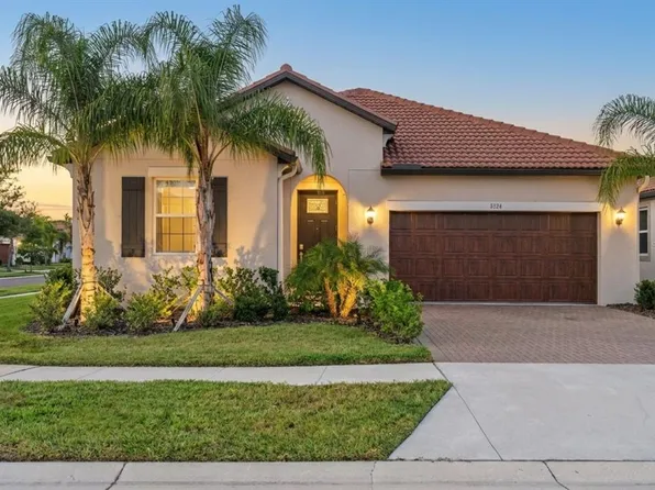 5524 Little Path Dr, Wimauma, FL 33598