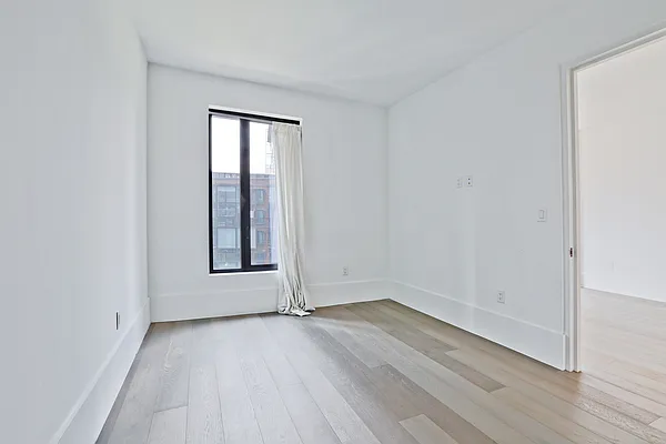 Sold by Landmark Property Holdings LLC | media 19