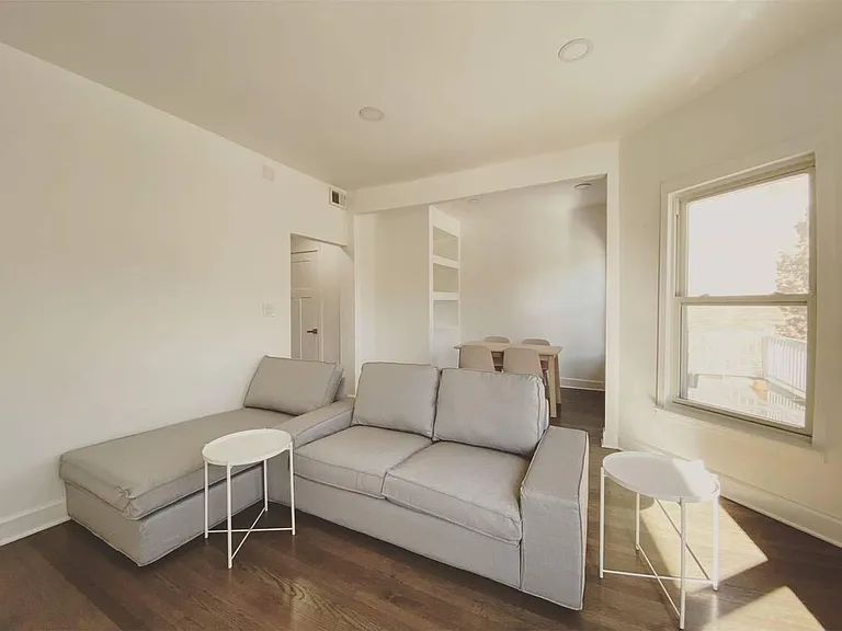 1237 Emerson St #A — Photo 3