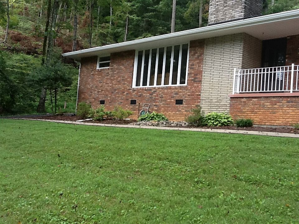 1st image of 4417 Woodhaven Dr