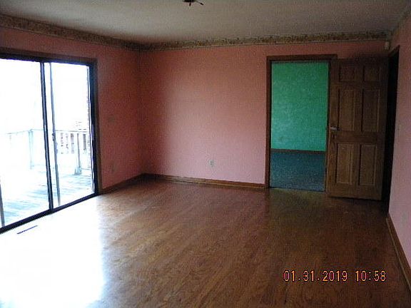4th image of 1011 Saint Johns Loop