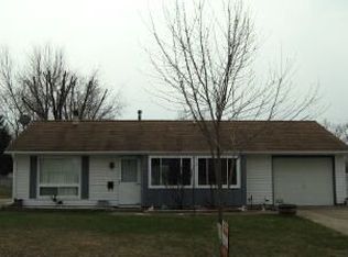 904 Sunset Rdg, Danville, IL 61832