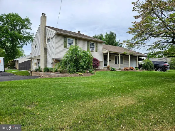 203 E Branch Rd, Sellersville, PA 18960