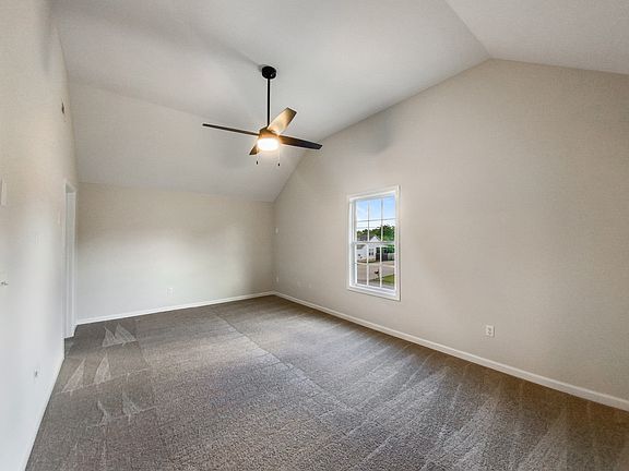 5th image of 1301 Loren Cir