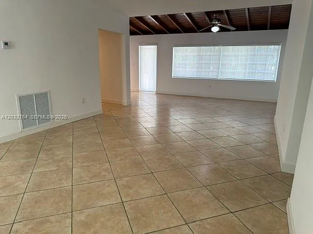 753 Navarre Ave — Photo 9